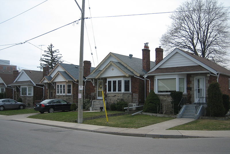 800px-East_York_Bungalows